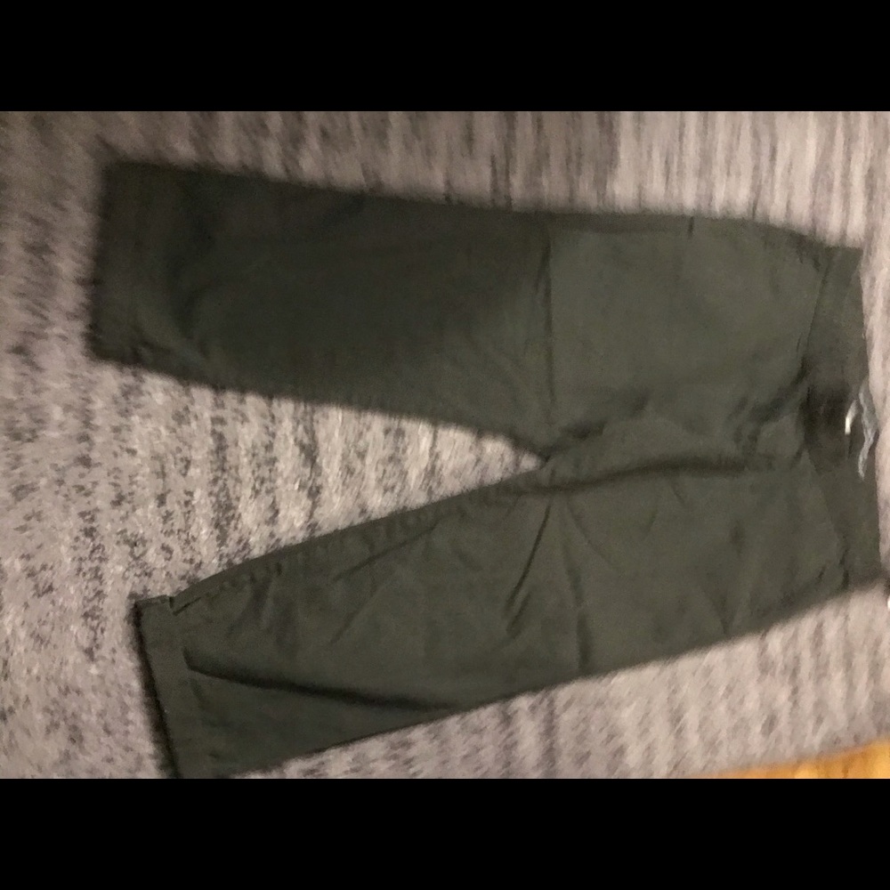 Capris - Picture 3 of 6